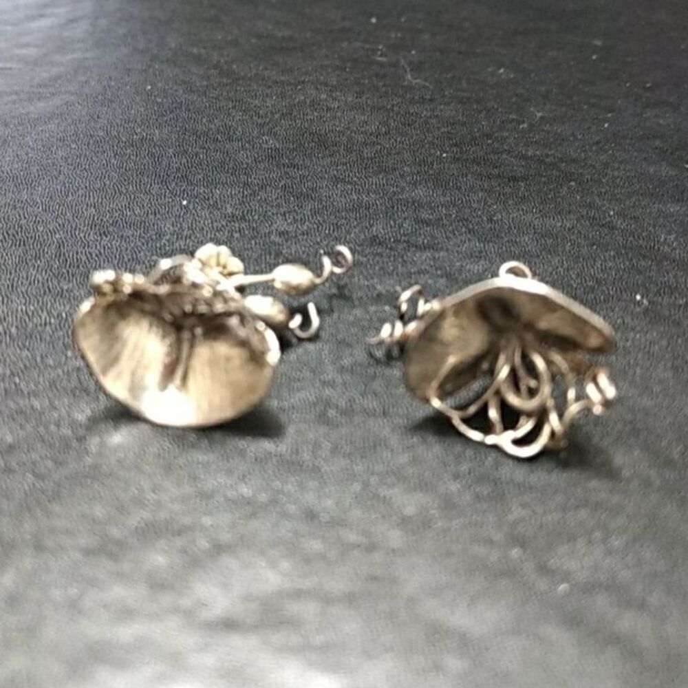 Vintage sterling silver flower earrings artisan